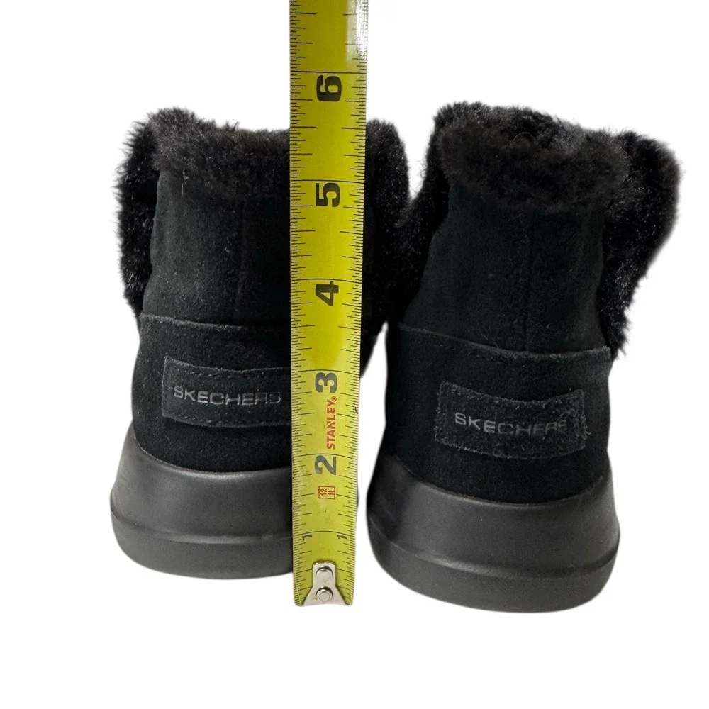 Skechers Womens On-The-GoJoy Bundle Up Boots Black #15501 Sz 8.5 Suede‎ Faux Fur